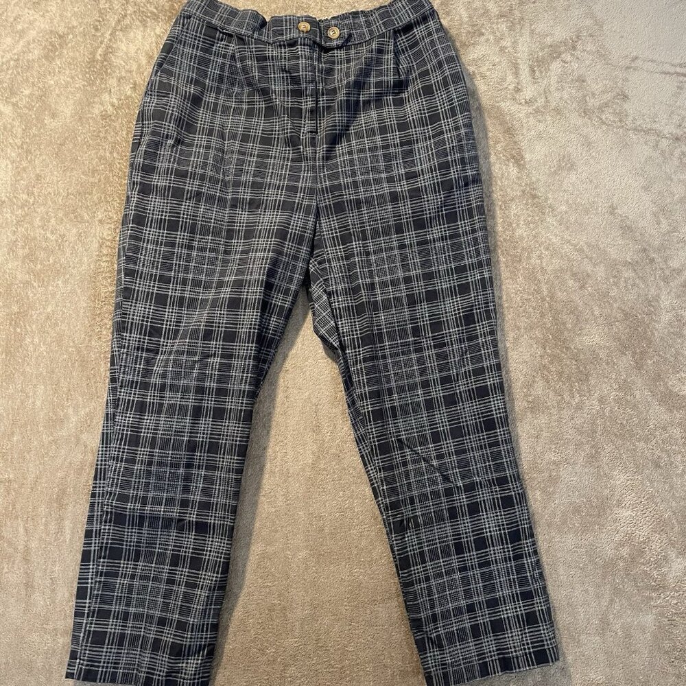 Cotton:On Pants Womens 4 Plaid Flat Front Tapered Trousers Academia Gray Black